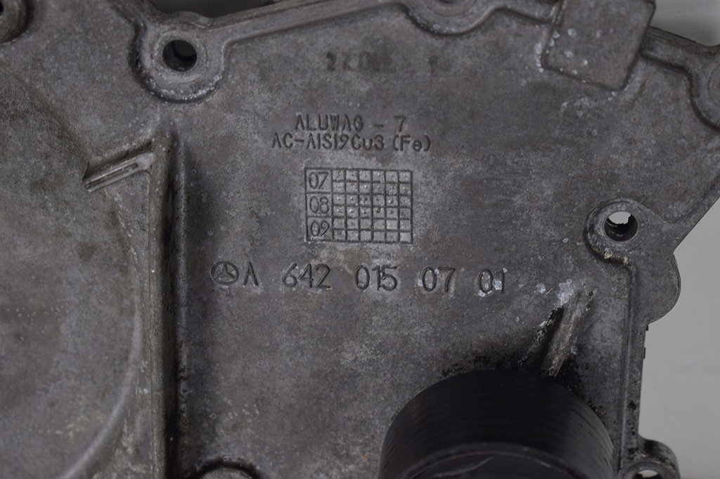 фото №4, Корпус распределительного вала mercedes 3.0 v6 cdi a6420150701