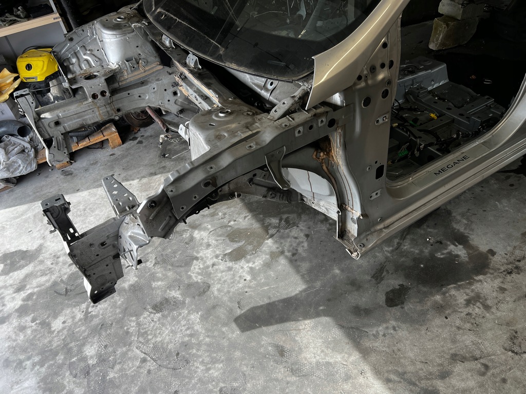 фото №2, Четверть лонжерон порог подкрылок левая renault megane iv hb ted69