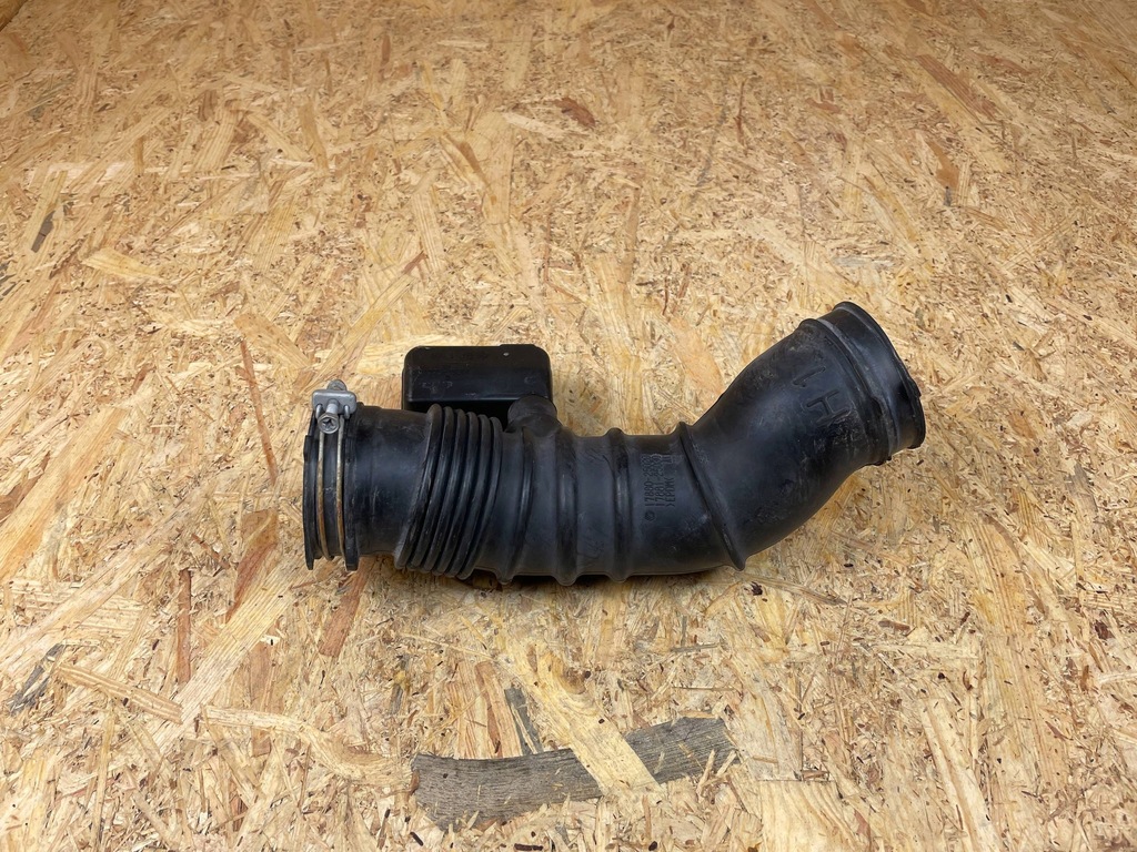 фото №7, Впуск воздухозаборник шланг резонатор воздуха lexus es vii 17880-25020 2018-