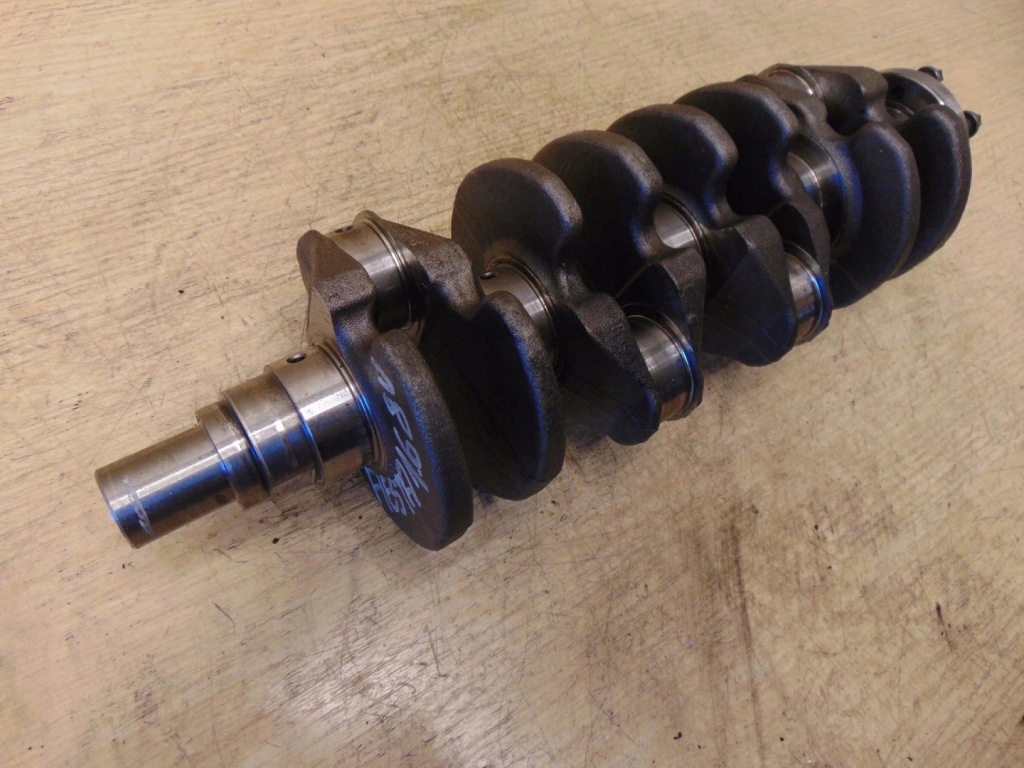 Wał колінчастий ford fiesta mk7 1.6 tdci hdi 1.6 8v Оригінал