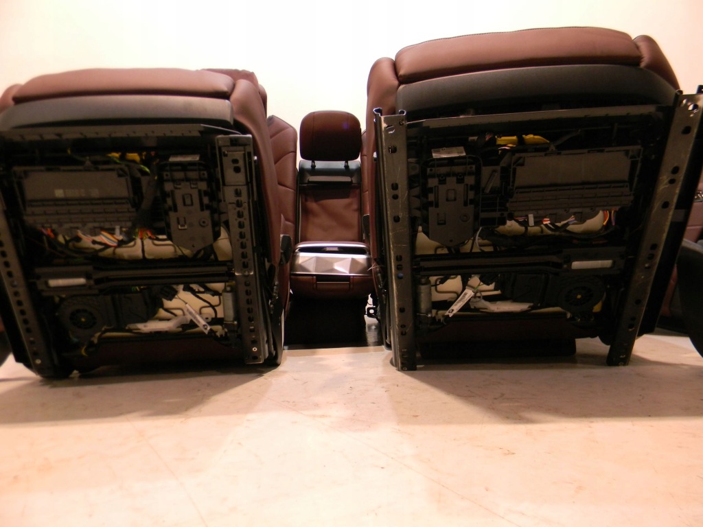 Комплект сидінь bmw 7 g70 c01521 в Україні