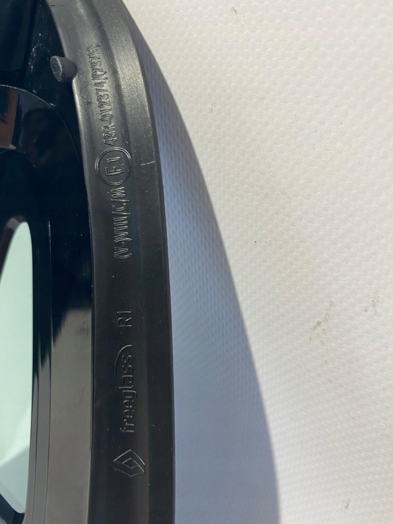 фото №3, Nowa org стекло треугольник правая задняя кузовная - renault clio iv 4