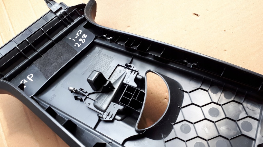 фото №8, A3 8y захист стійка права правий перед sline