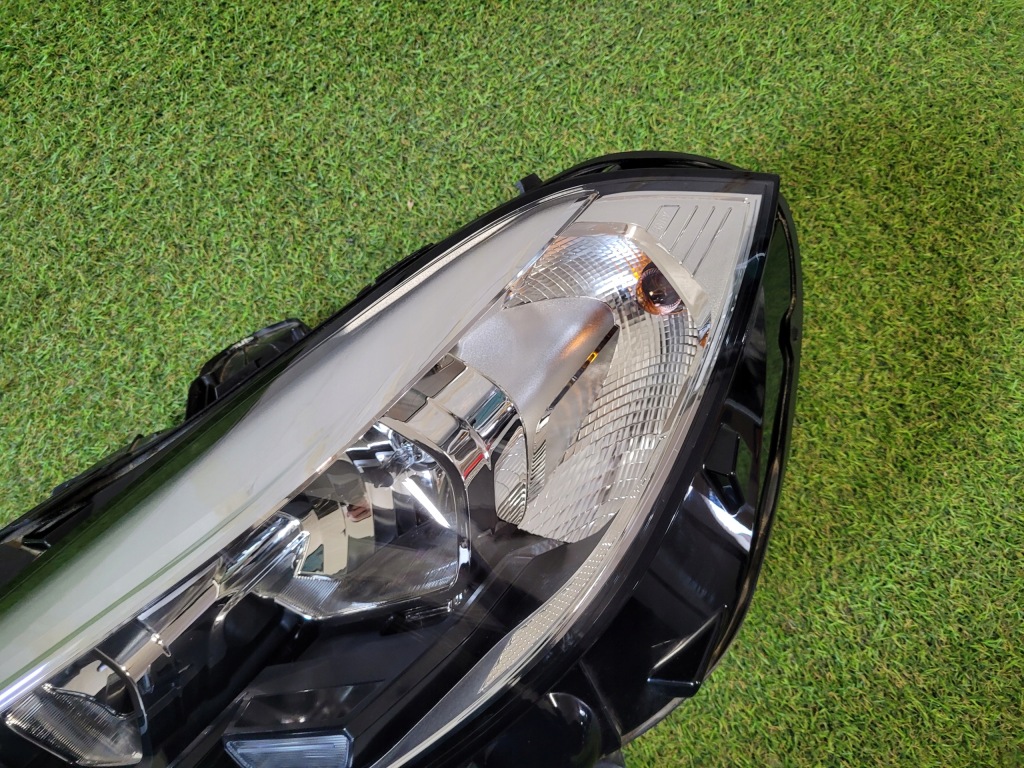 фото №4, Bmw 1 f40 лампа левая фара левый led 7214913