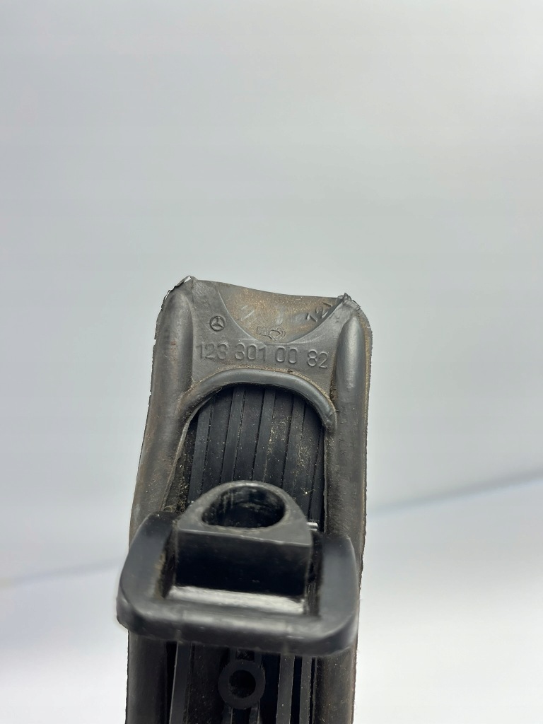 Педаль газа mercedes w124 93-96r 1233010082 1263000504 1243011320 1403000213 Доставка