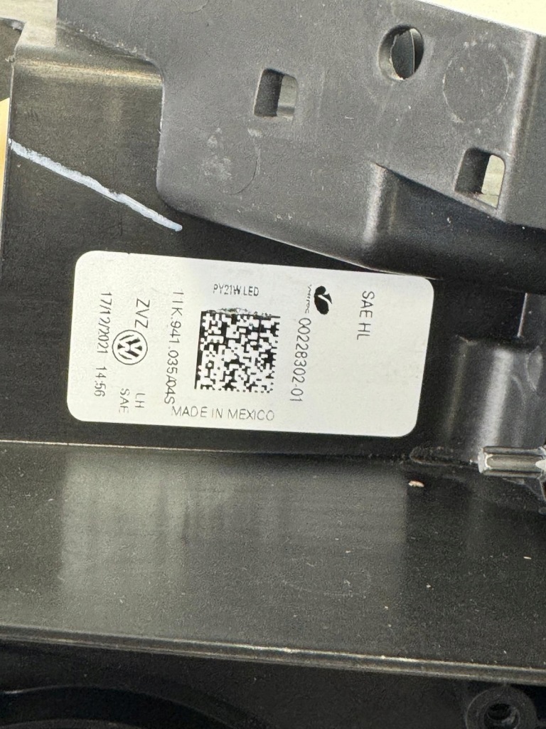 Фара фара левая передняя перед volkswagen id.4 11k941035a Киев