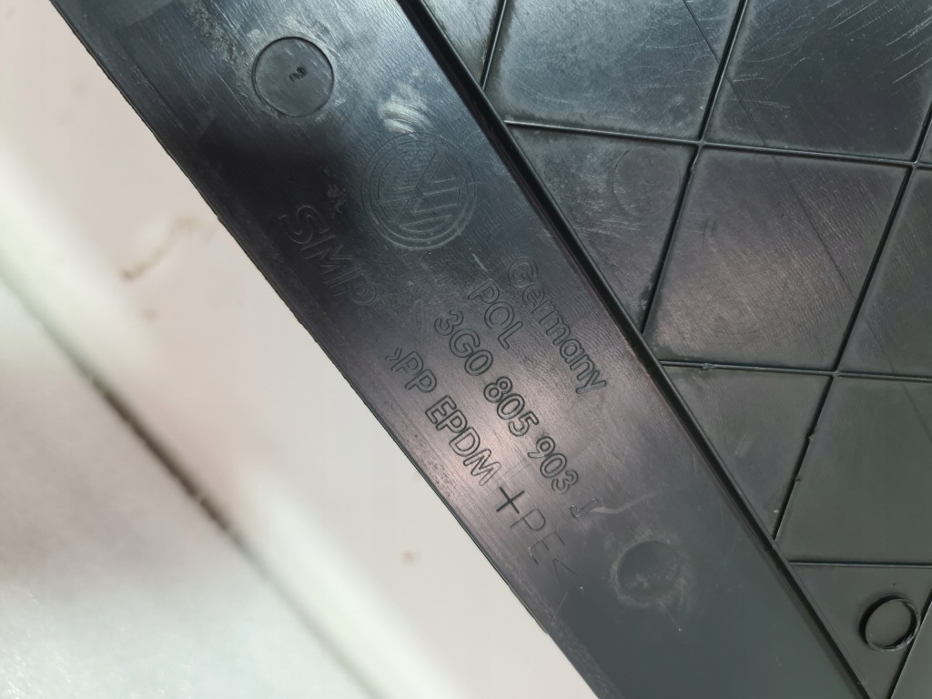 фото №11, Vw passat b8 lift спойлер бампера перед 3g0805903j