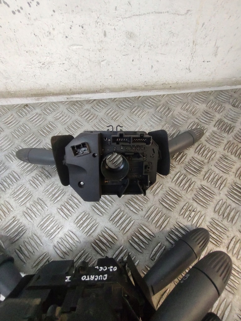 Переключатель комбинированный переключатели boxer jumper i ducato ii 02-06r 735374800 Недорого