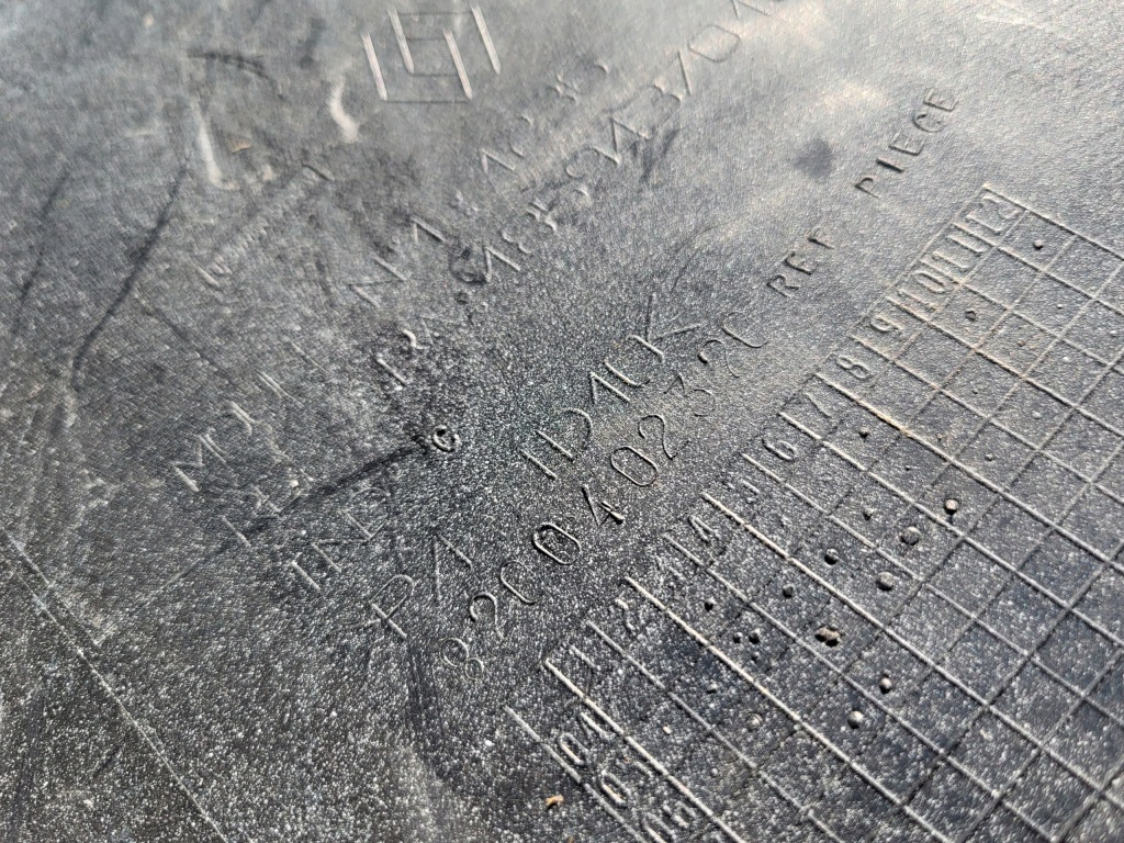 Бампер задний задний renault clio 3 оригинальный номер в Украине