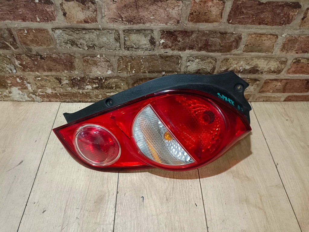 фото №1, Лампа задняя правая chevrolet spark iii m300 lift 2013 rok