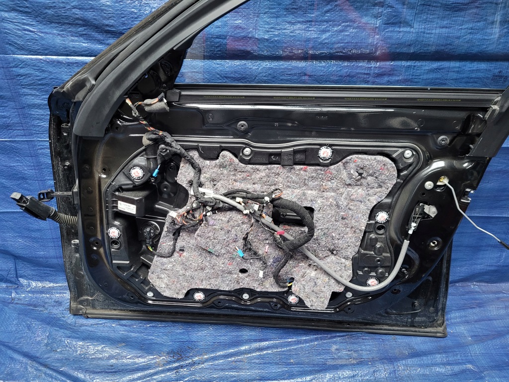 фото №9, Дверь правый перед bmw 7 g11 g12 475 eu доводчик individual