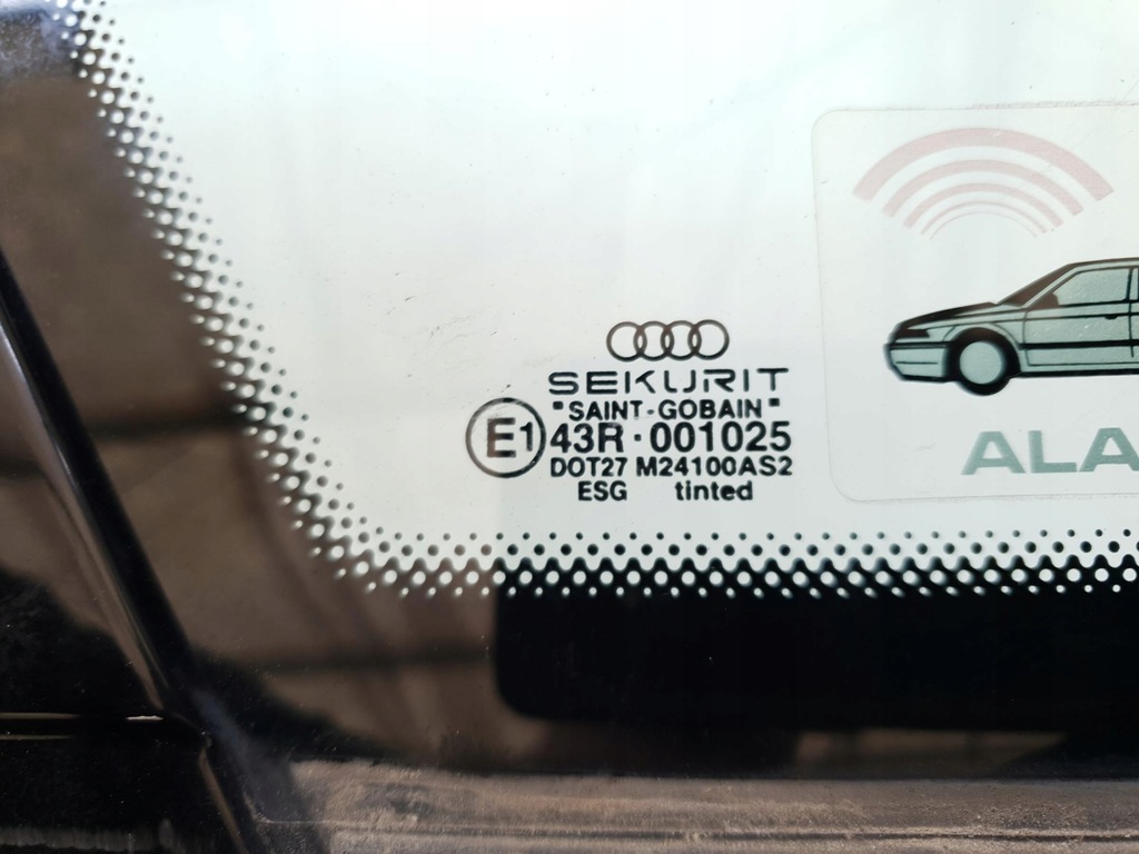 фото №6, Стекло треугольное левая задняя audi a8 d2