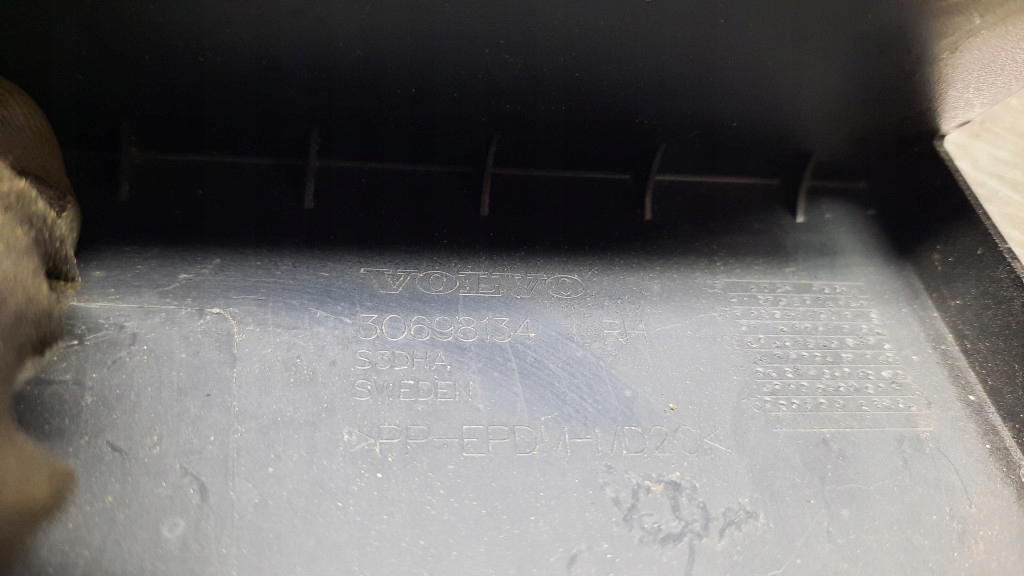 фото №6, Молдинг pod фара правая задняя volvo xc90 30698134