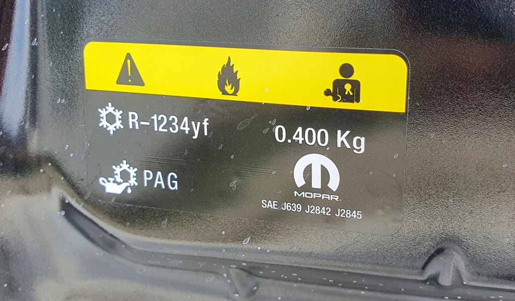 фото №11, Lancia ypsilon iii 3 11- капот перед оригинал