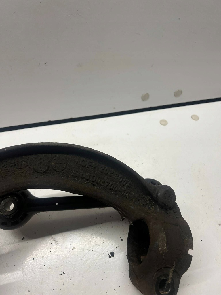 фото №5, 8k0 413 кронштейн амортизатора нижние audi a4 s4 b8 8k перед левый