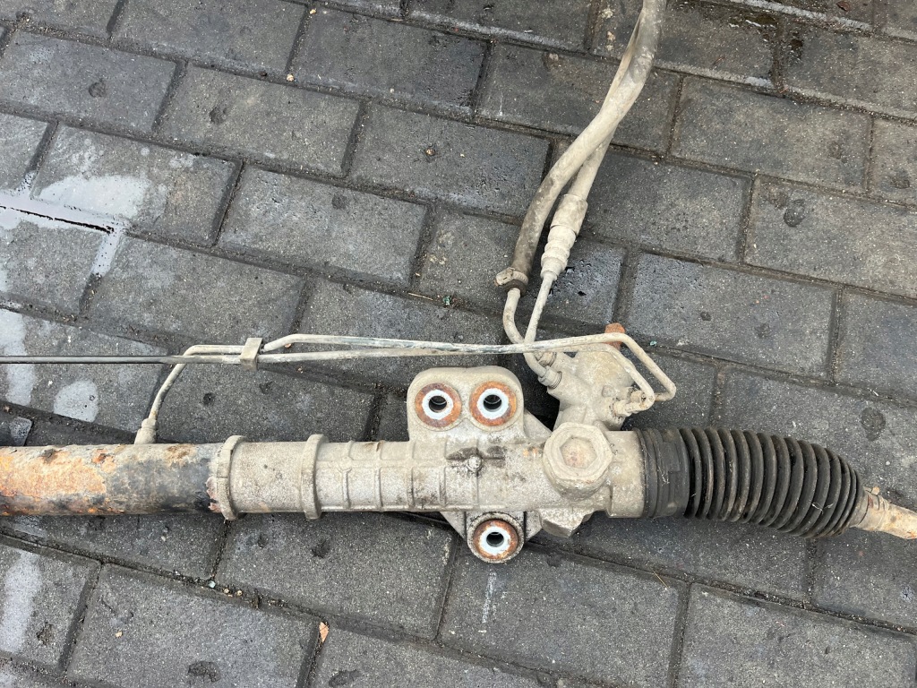 Рулевая рейка трансмиссия renault maxity nissan cabstar i 06- с Разборки