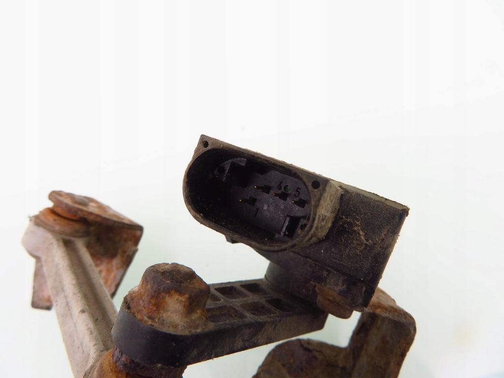 фото №5, Датчик уровня ксенон audi a8 d3 7l0616213d 4e0616572d