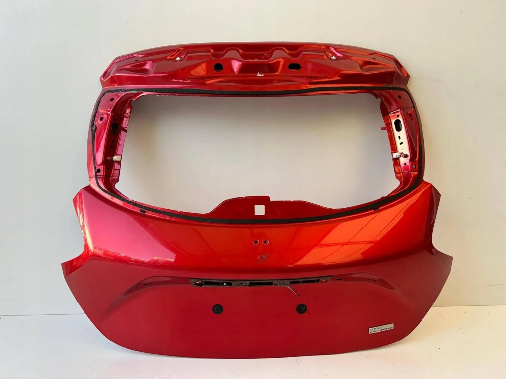 фото №1, Renault zoe кришка багажника багажника задня 901007856r