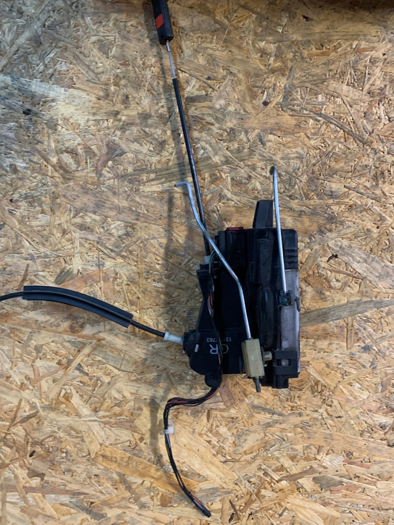 фото №1, Замок дверь левый перед opel signum 13157763