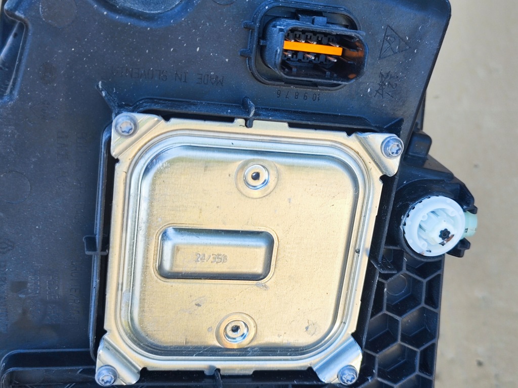 фото №12, Renault trafic iii lift iv левая лампа передняя перед full led 260102899r