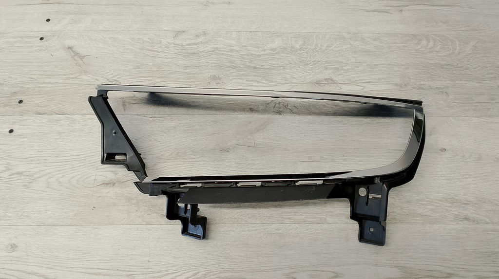 фото №1, Opel mokka ii b решётка радиатора левая рамка лампы решётка радиатора идеальное состояние