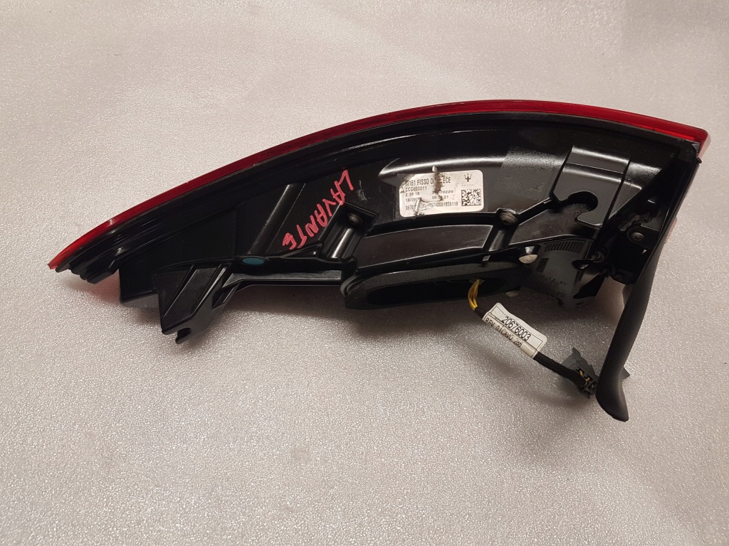 фото №4, Лампа задняя правая maserati levante 670106830