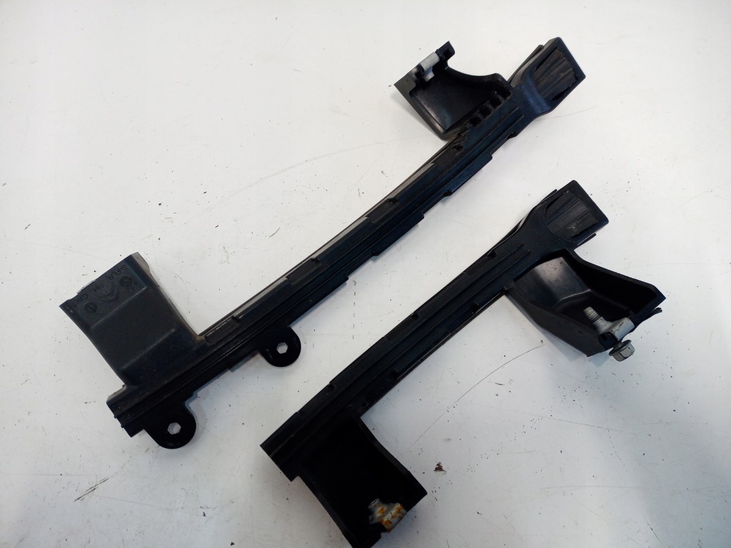 фото №3, Напрямна скло двері правий перед citroen c3 aircross