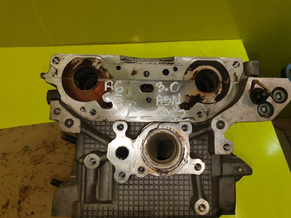фото №10, Головка ліва audi a8 d3 a6 c5 a4 b6 3.0 asn