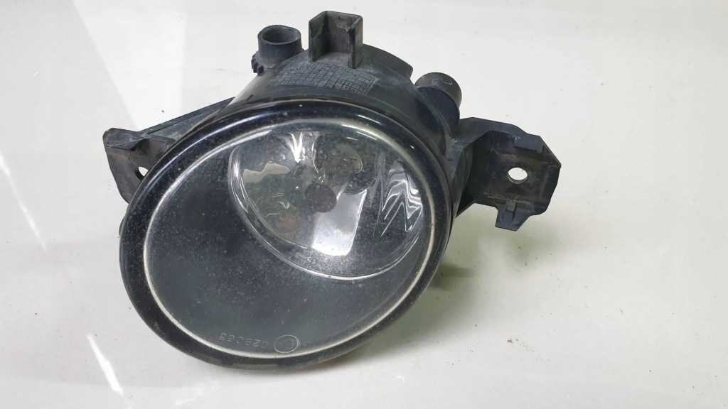 фото №1, Renault противотуманная фара правый 8200002470