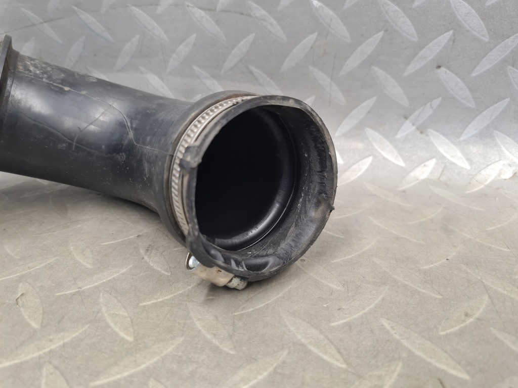 Шланг труба впуск повітрозабірник повітрозабірник повітря opel meriva ii b 1.4 turbo 13267237 Оригінал