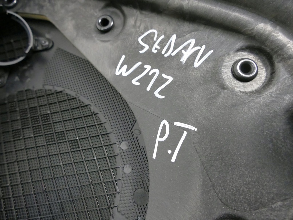 фото №9, Mercedes e w212 sedan обшивка двері правий задня