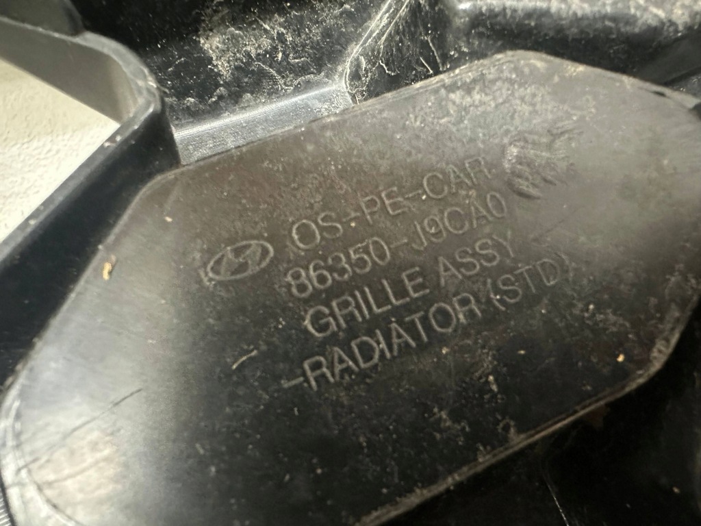 фото №11, Бампер перед передний + решётка средняя решётка радиатора hyundai kona 1 i lift 20r or