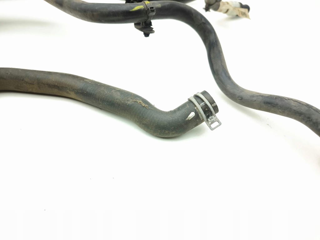 Renault captur ii шланг водяной турбонагнетателя 2022 295m16728r Цена