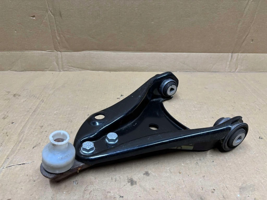 фото №1, Рычаг подвеска правый перед renault twingo ii 8200942396