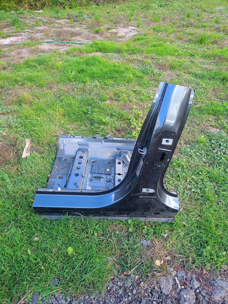 фото №1, Bmw 1 f40 блок двигателя средний левый