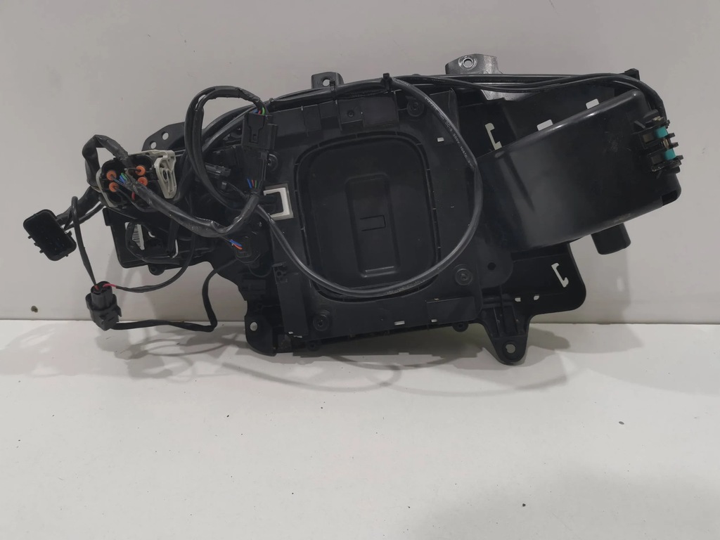 фото №6, Kona разъём зарядки полный идеальное состояние !