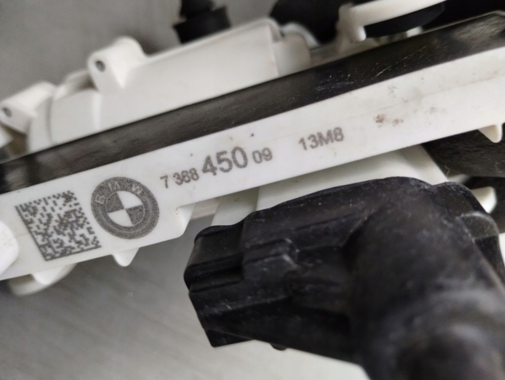 Доводчики замки soft close bmw g12 long 7477702 7477699 7477705 7477706 в Україні