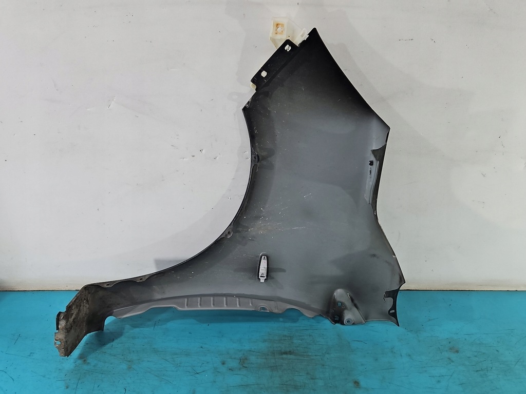 фото №12, Крыло перед правый mitsubishi space star ii 2 чёрный x08