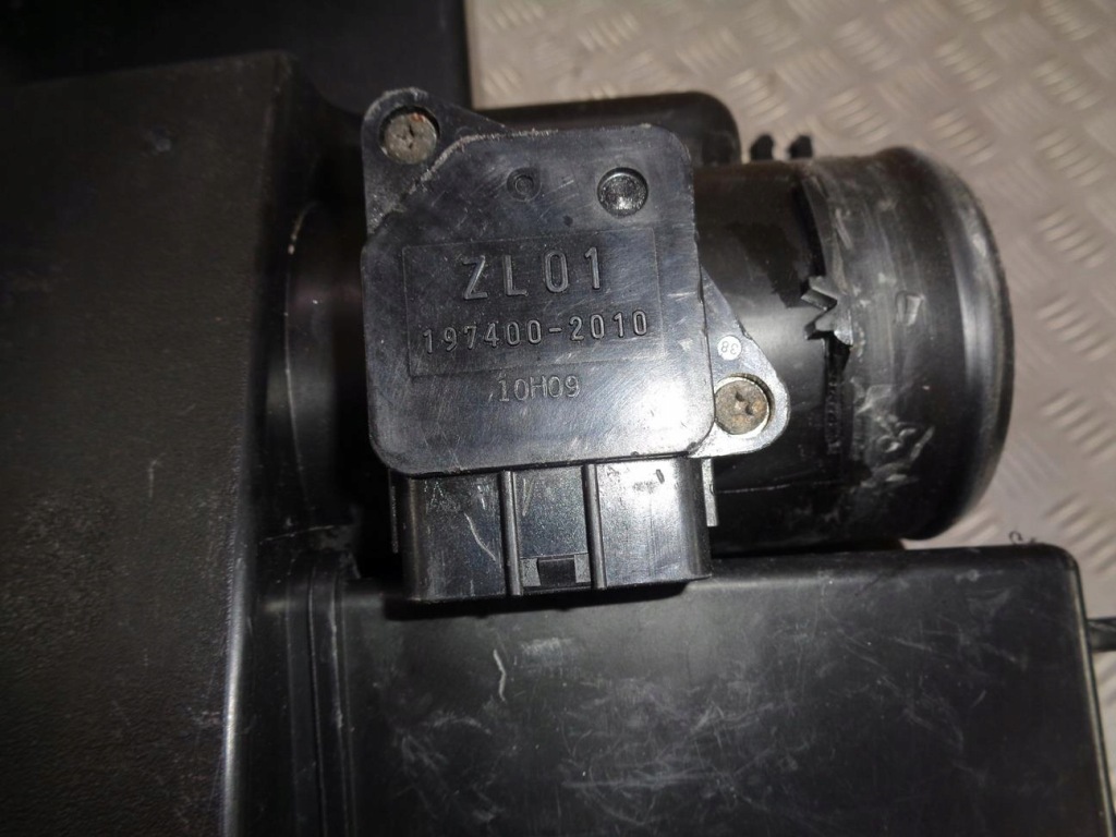 Корпус фильтра воздуха расходомер mazda 6 gg gy 2.0 d citd zl01 с Разборки