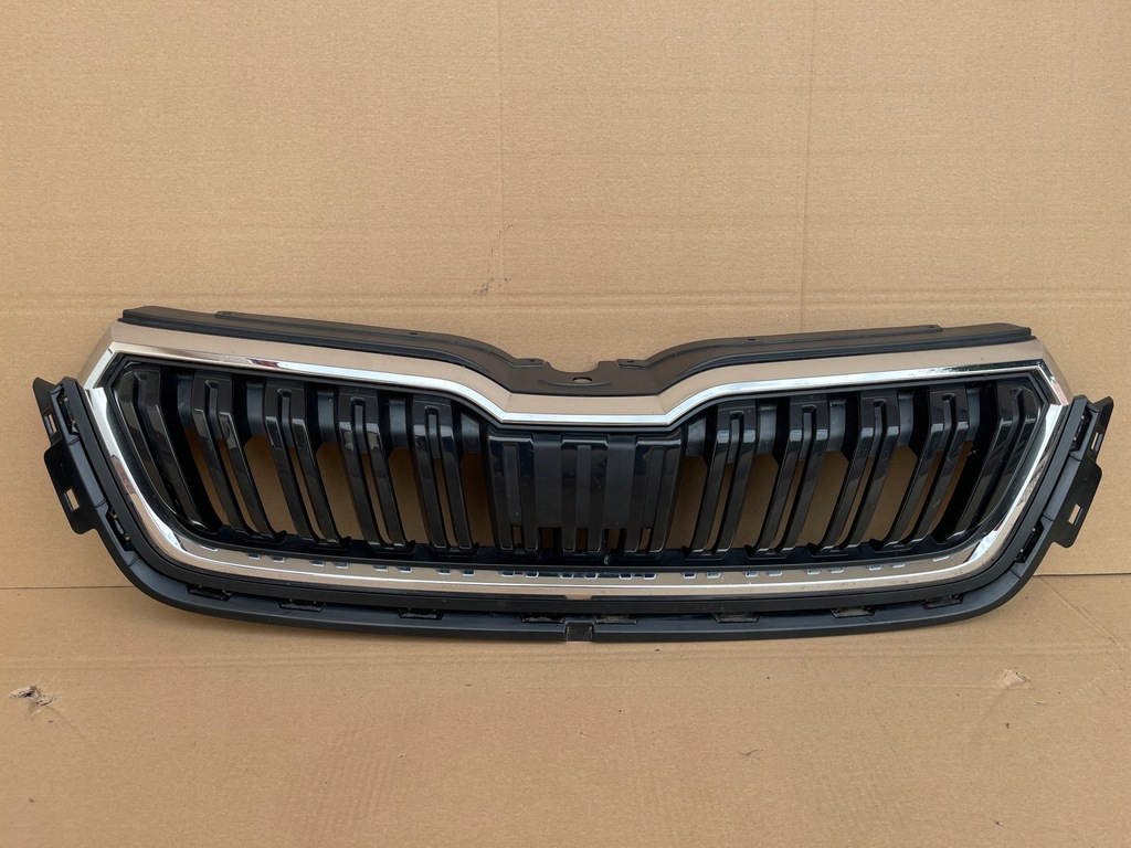 фото №1, Skoda kamiq 658 решётка радиатора решётка радиатора + радар идеальное состояние kompletny