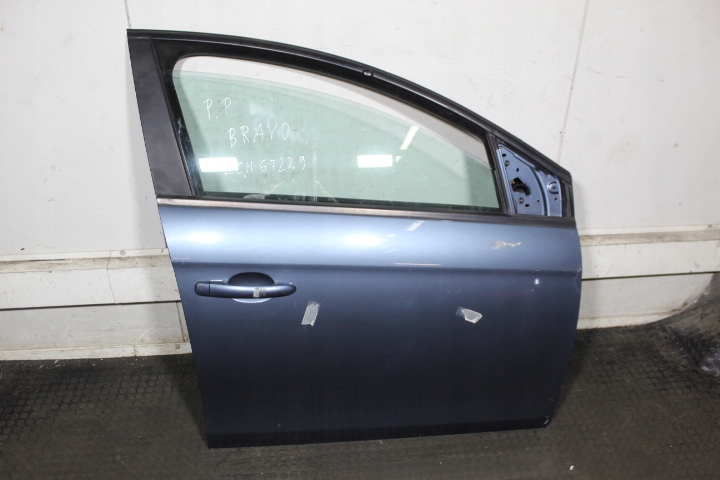 фото №1, Дверь правый перед fiat bravo ii 890/b