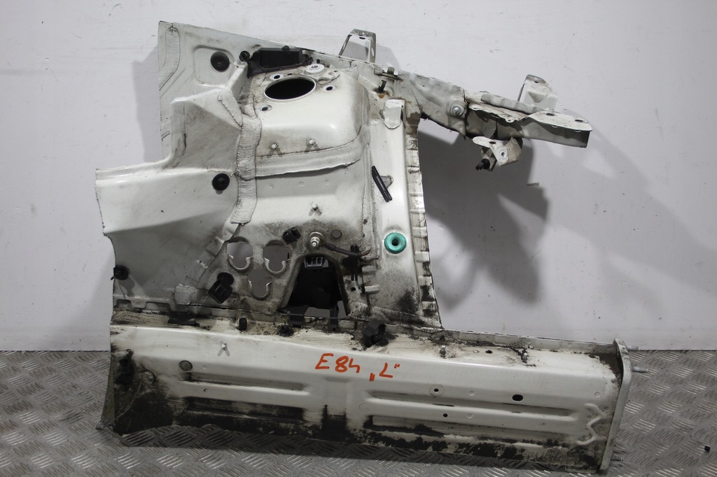 фото №1, Чверть лонжерон лівий перед bmw x1 e84