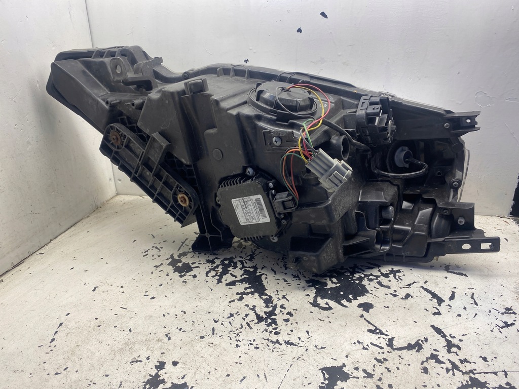 фото №10, Nissan leaf i лампа правый перед full led