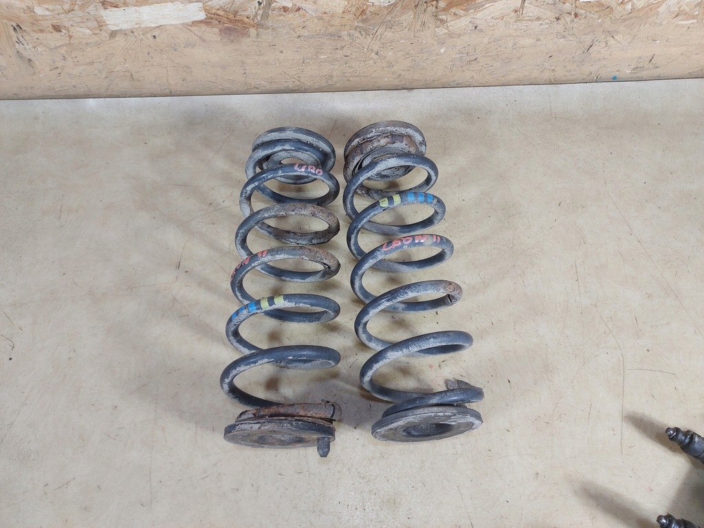 фото №1, Leon ii пружина підвіска задня