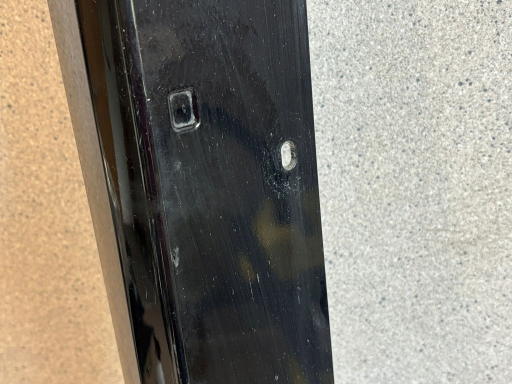 Накладка поріг перед сторона ліва bmw x1 u11 9881951 в Україні