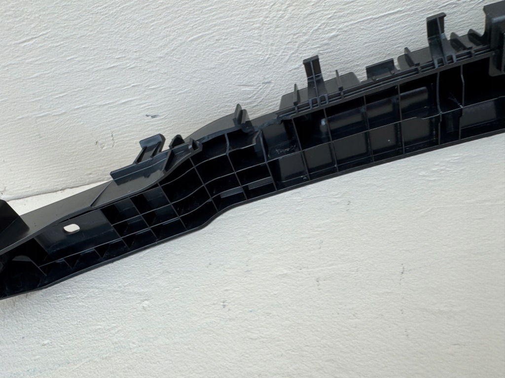 Tesla model y 22r- напрямна підсилювач бампера перед передній 1494045-00 Недорого