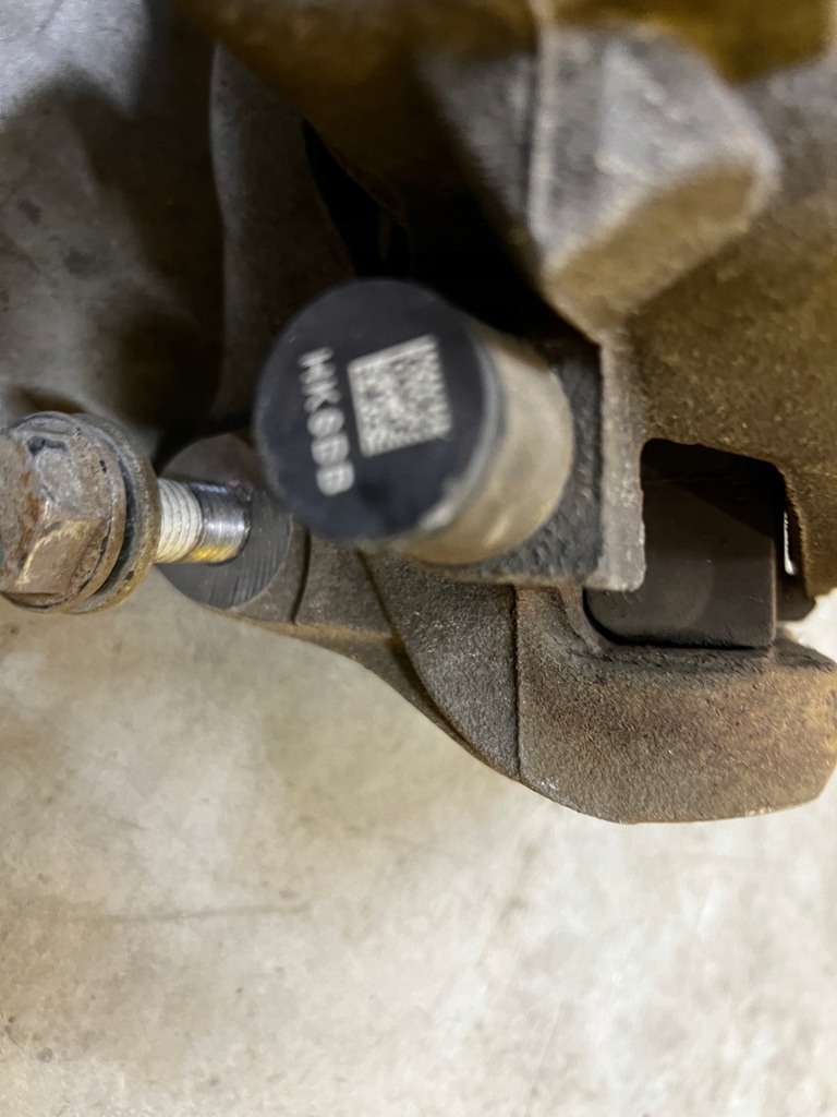 фото №6, Суппорт тормозной перед правый range rover velar l560 jaguar f-pace x761 2.0d