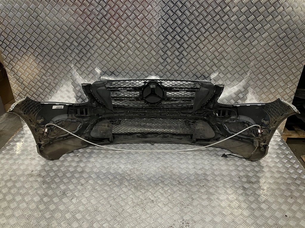 фото №9, Бампер перед mercedes glc x253 лак 755 kompletny