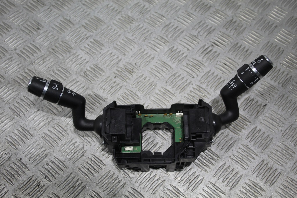 фото №1, Рычаг поворотники jaguar f-pace x761