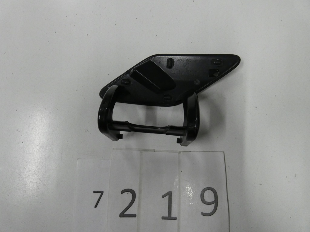 фото №8, Заглушка бампера, захист розпилювача mercedes b-klasa w-246 права